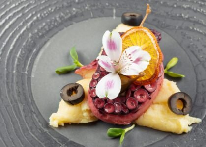 appetizing-octopus-with-baked-potatoes-2026-01-08-08-00-14-utc (1) appetizing-octopus-with-baked-potatoes-2026-01-08-08-00-14-utc (1)