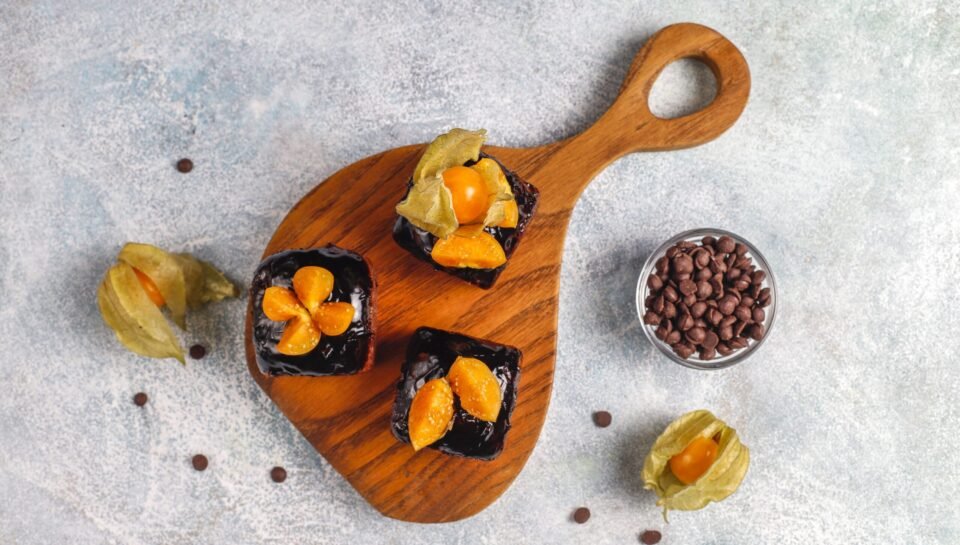 chocolate-cake-bites-with-chocolate-sauce-and-with-2026-01-07-23-41-24-utc (2)